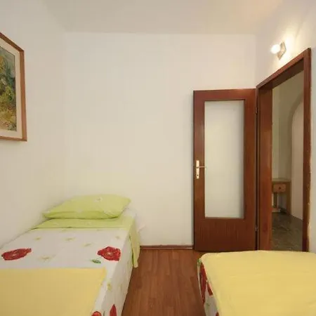 Kalajzic - Two Bedroom With Garden And Terrace A2 St Apartment *