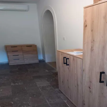 Apartament Kalajzic - Two Bedroom With Garden And Terrace A2 St