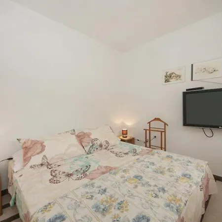 公寓 Kalajzic - Two Bedroom With Garden And Terrace A2 St